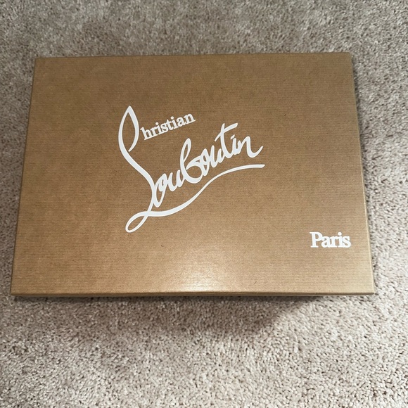 Nude Patent Leather Louboutin Biancas Size 38 👠👠 - Picture 10 of 10